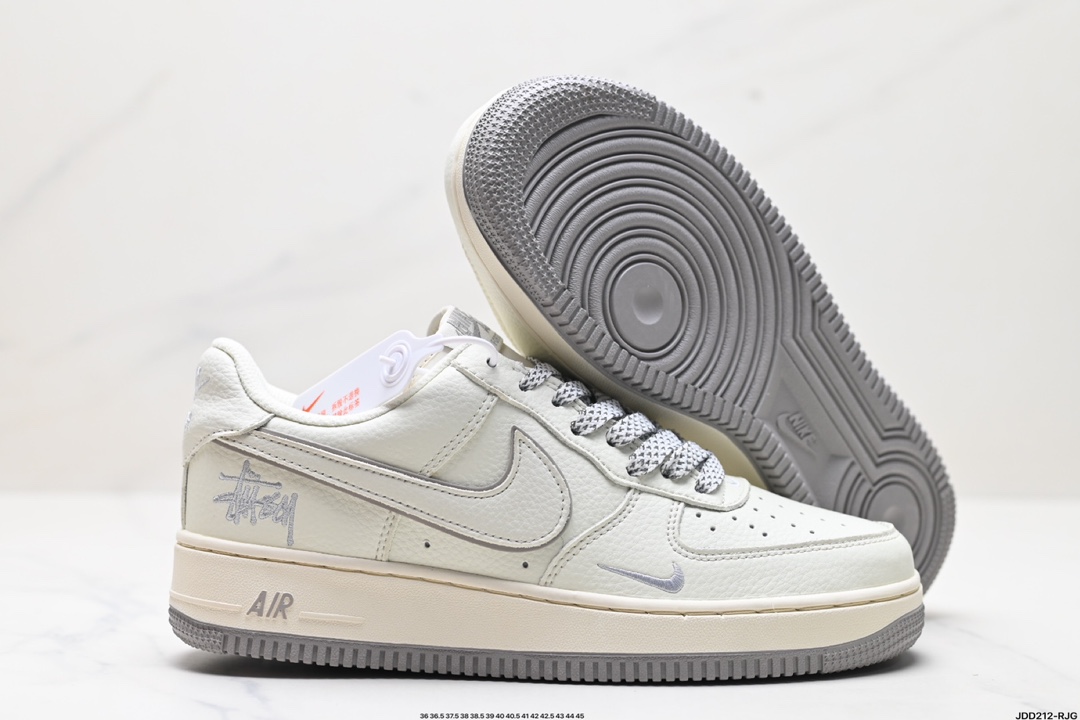 Nike Air Force 1 Shoes